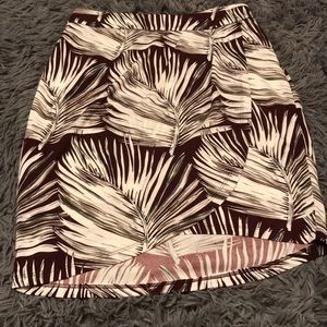 NWOT limited skirt size 2p